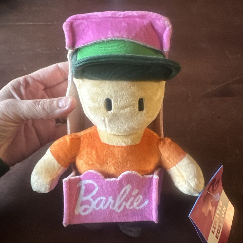 Stumble Guys 8" FAN GUY Plush Buddies Limited Edition - Picture 3 of 5